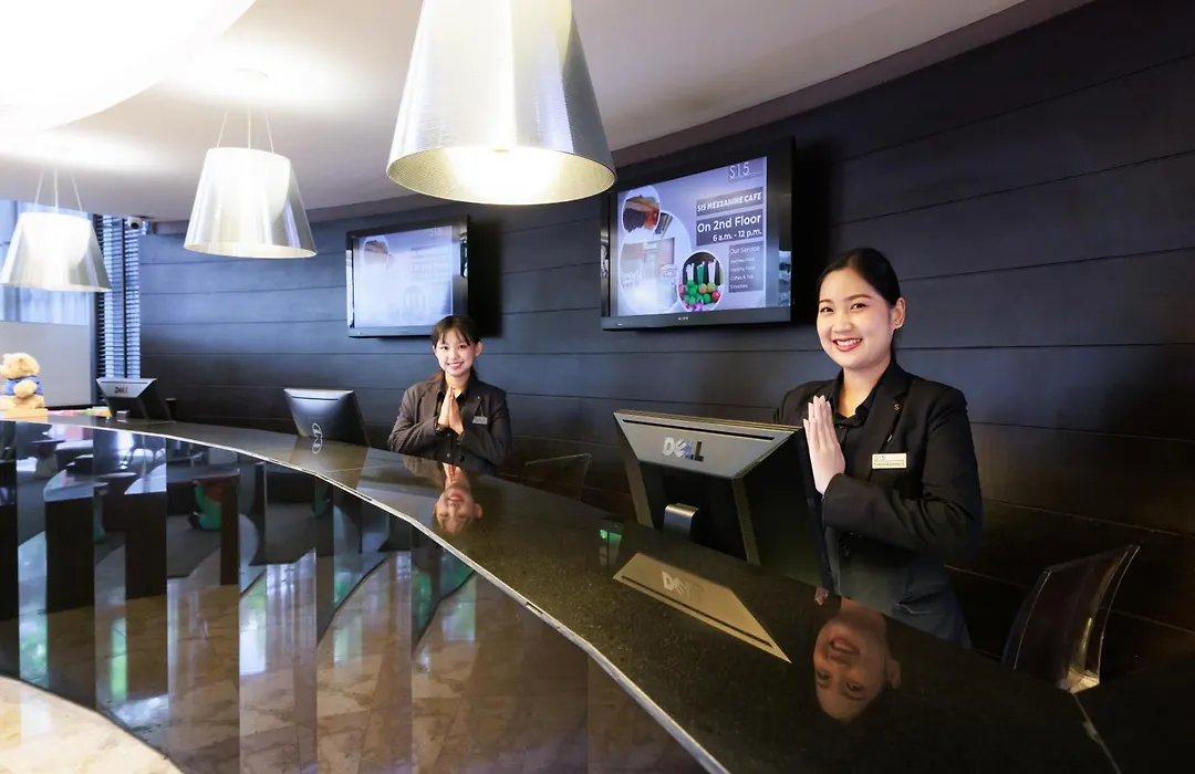 S15 Sukhumvit Hotel-1